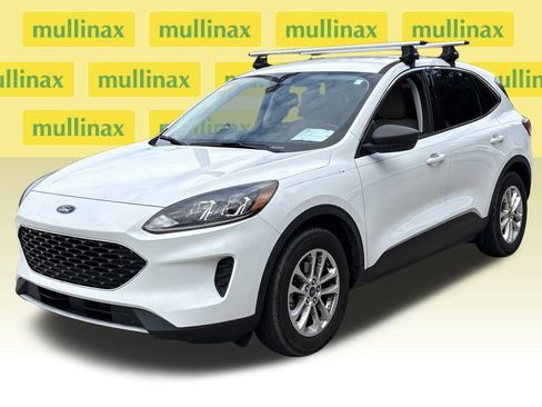 Used 2022 Ford Escape SE image 12