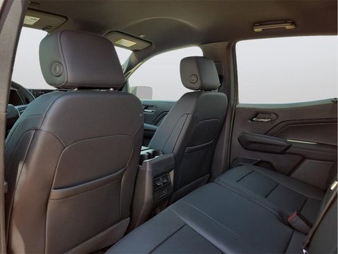 New 2025 Chevrolet Colorado LT w/ LT Convenience Package image 15