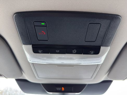 New 2026 Nissan Pathfinder SV image 23