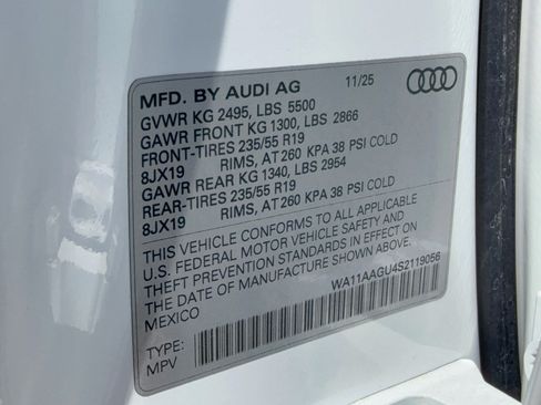 Certified 2025 Audi Q5 Premium w/ 19" Wheel Package AWD/4WD image 31