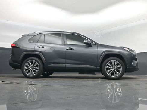 Used 2020 Toyota RAV4 XLE Premium image 51