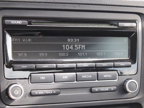 Used 2014 Volkswagen Jetta S image 28