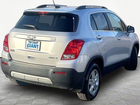 Used 2015 Chevrolet Trax LT w/ LT Sun and Sound Package image 7