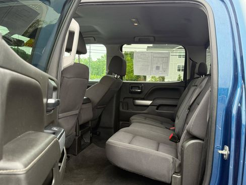 Used 2018 Chevrolet Silverado 1500 LT w/ All Star Edition AWD/4WD image 10