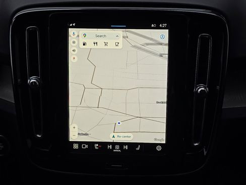 Certified 2025 Volvo XC40 B5 Core image 15