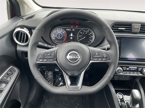 New 2025 Nissan Versa SR w/ Trunk Package image 12