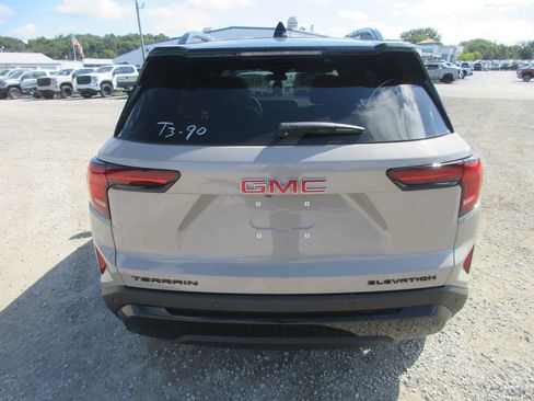 New 2027 GMC Terrain Elevation w/ Elevation Premium Package FWD image 5