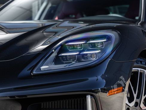 Certified 2026 Porsche Panamera 4 AWD/4WD image 16