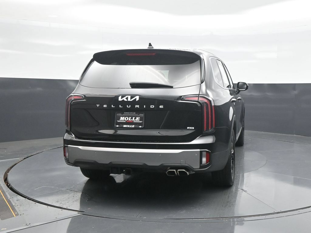 Used 2025 Kia Telluride SX w/ SX Captain's Chair Package AWD/4WD image 6