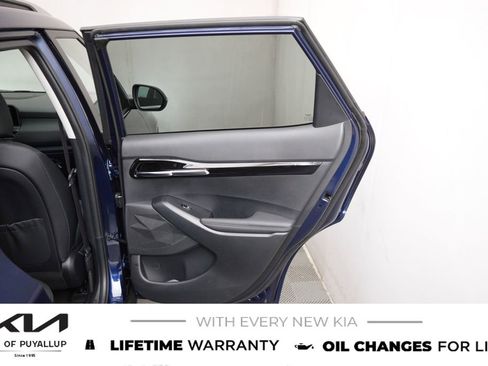 New 2026 Kia Seltos EX image 13