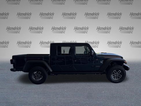 Used 2025 Jeep Gladiator Mojave w/ Safety Group image 10