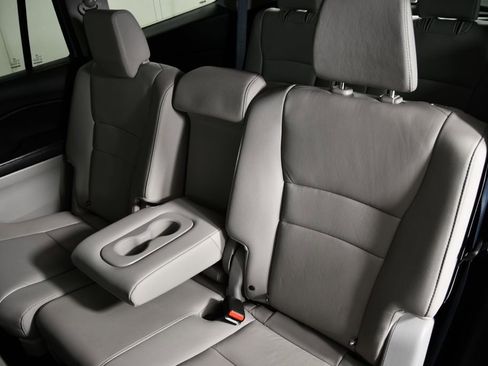 Used 2017 Honda Pilot EX-L image 27