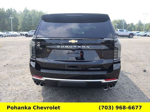 Used 2025 Chevrolet Suburban Premier image 6