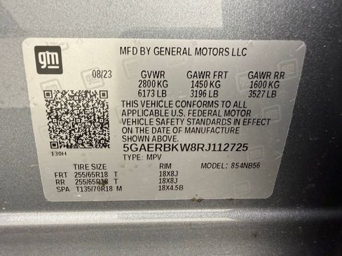 Used 2024 Buick Enclave Essence w/ Technology Package image 15