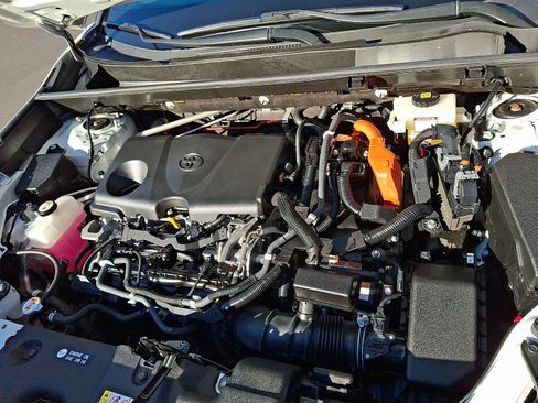 Used 2020 Toyota RAV4 Limited image 29