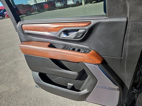 Used 2023 GMC Yukon XL Denali Ultimate w/ LPO, Floor Liner Package image 13