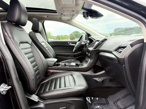 Used 2020 Ford Edge SEL w/ Convenience Package AWD/4WD image 24