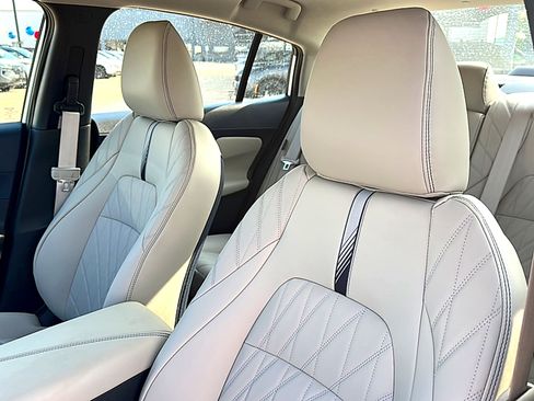 New 2026 Nissan Sentra SL w/ Floor Mat Package FWD image 11