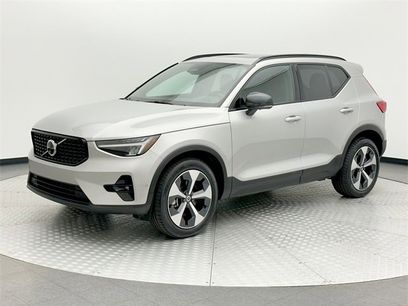 Certified 2025 Volvo XC40 B5 Plus