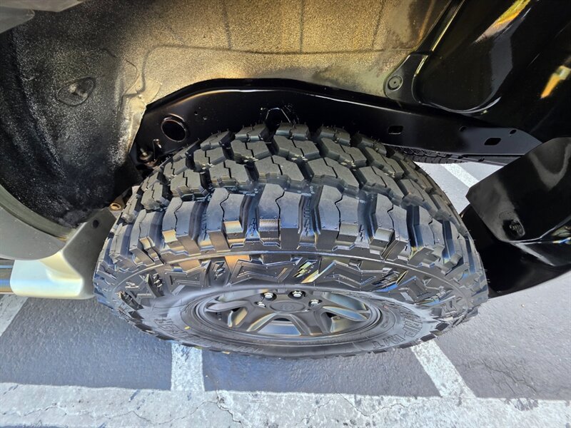 Used 2002 Toyota 4Runner SR5 AWD/4WD image 20