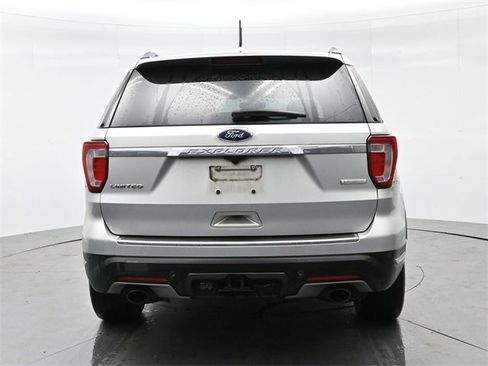 Used 2018 Ford Explorer Limited w/ Equipment Group 301A image 6