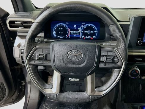 Used 2024 Toyota Tacoma TRD Sport RWD image 9