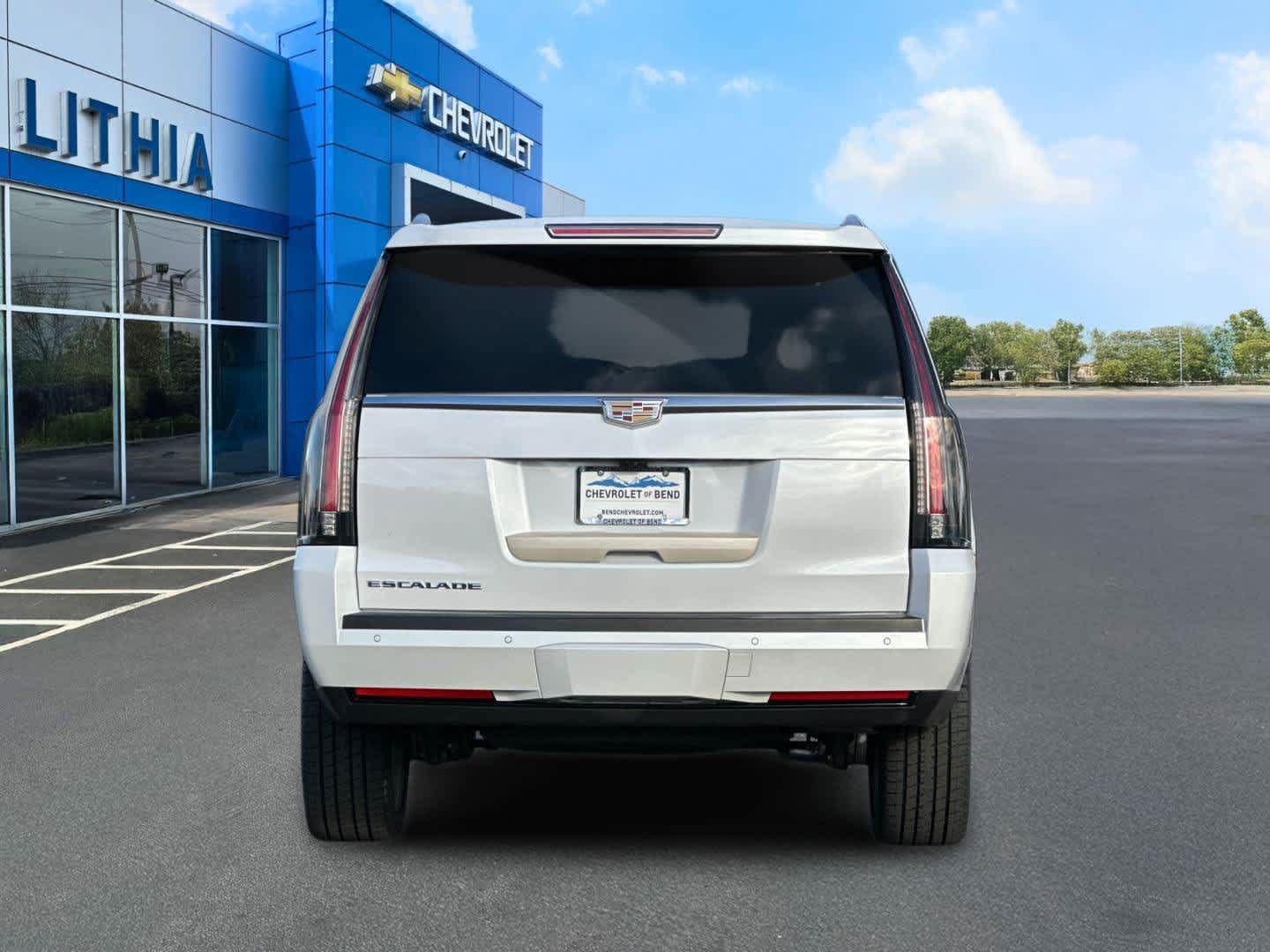 Used 2019 Cadillac Escalade ESV Platinum AWD/4WD image 7