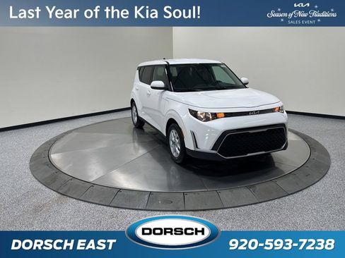 New 2025 Kia Soul LX image 3