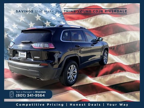 Used 2021 Jeep Cherokee Latitude Lux w/ Comfort/Convenience Group image 7