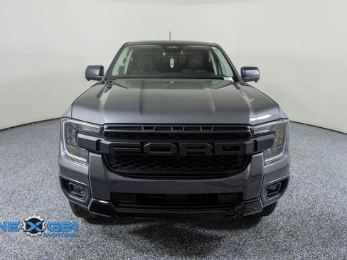 Used 2024 Ford Ranger XLT AWD/4WD image 2