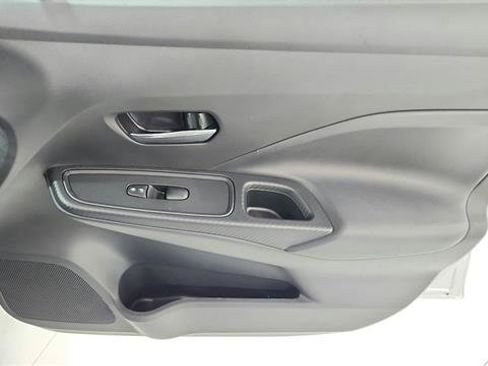 Certified 2025 Nissan Versa SV w/ Trunk Package FWD image 28