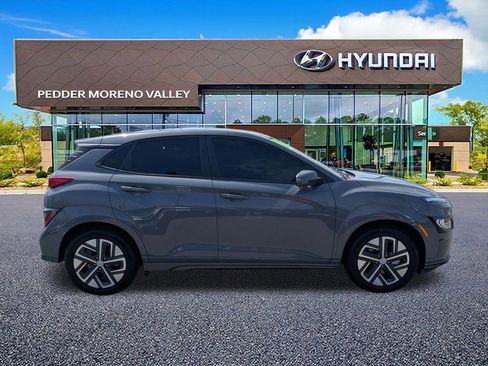 Certified 2022 Hyundai Kona Limited w/ Cargo Package image 2