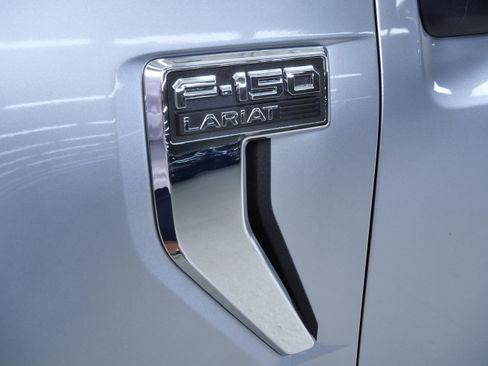 Used 2025 Ford F150 Lariat w/ Equipment Group 501A Mid AWD/4WD image 12
