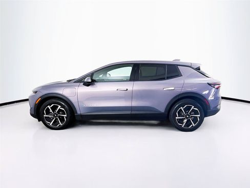 Used 2025 Chevrolet Equinox EV LT w/ LPO, All-Weather Mat Package FWD image 20