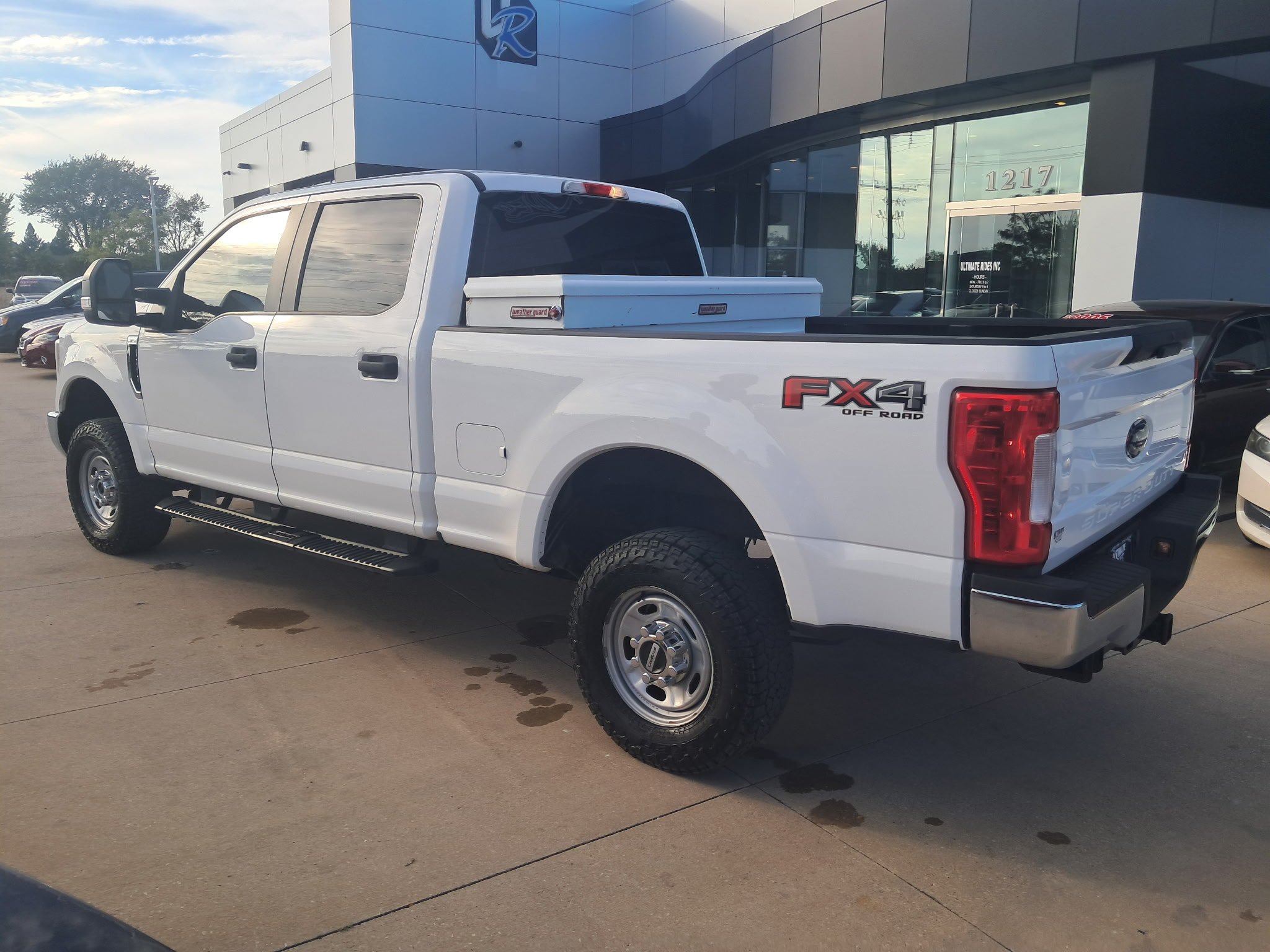 Used 2018 Ford F250 XL w/ Power Equipment Group AWD/4WD image 6