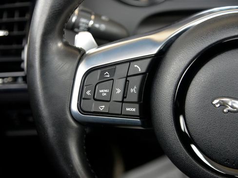 Used 2020 Jaguar F-TYPE Coupe image 23