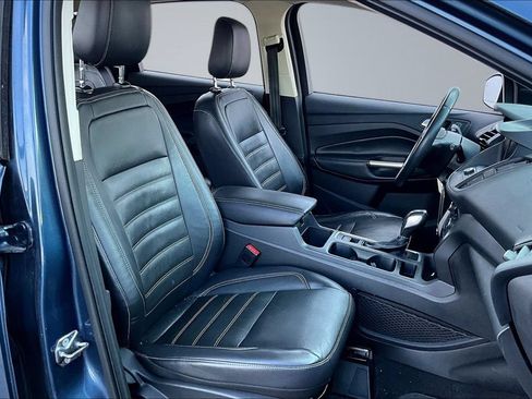 Used 2018 Ford Escape SEL w/ Ford Safe & Smart Package AWD/4WD image 24