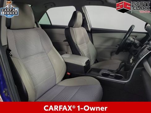 Used 2015 Toyota Camry SE FWD image 14