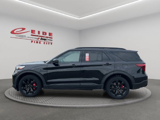 Used 2023 Ford Explorer ST w/ Technology Package AWD/4WD image 6