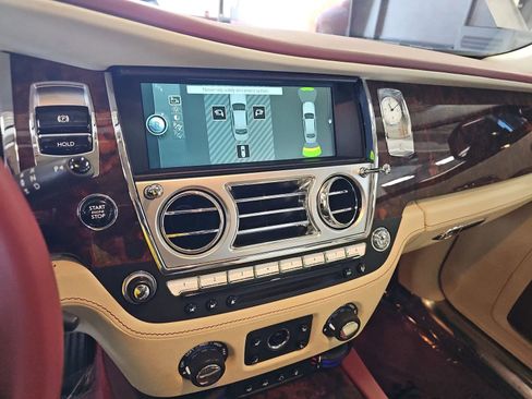 Used 2013 Rolls-Royce Ghost RWD image 4