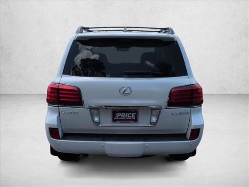Used 2009 Lexus LX 570 4WD image 7