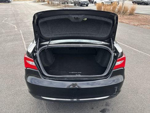 Used 2011 Chrysler 200 Limited image 23