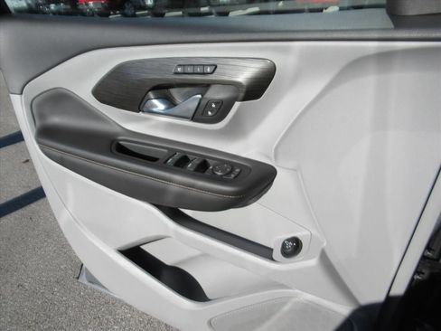 Used 2020 GMC Terrain SLT w/ Preferred Package image 27