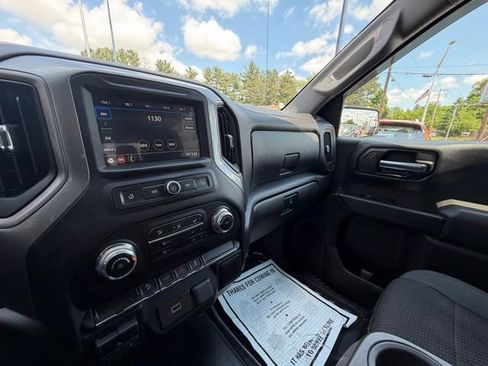 Used 2019 GMC Sierra 1500 4x4 Crew Cab w/ Convenience Package image 24