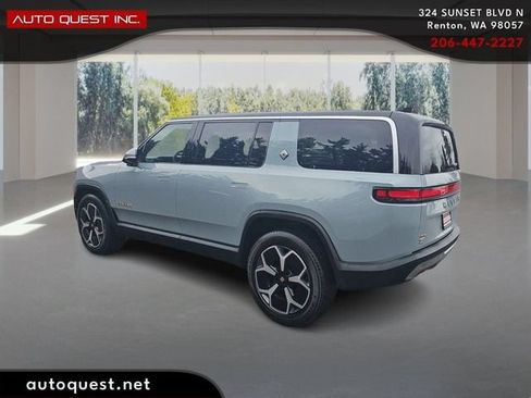 Used 2023 Rivian R1S Adventure AWD/4WD image 7
