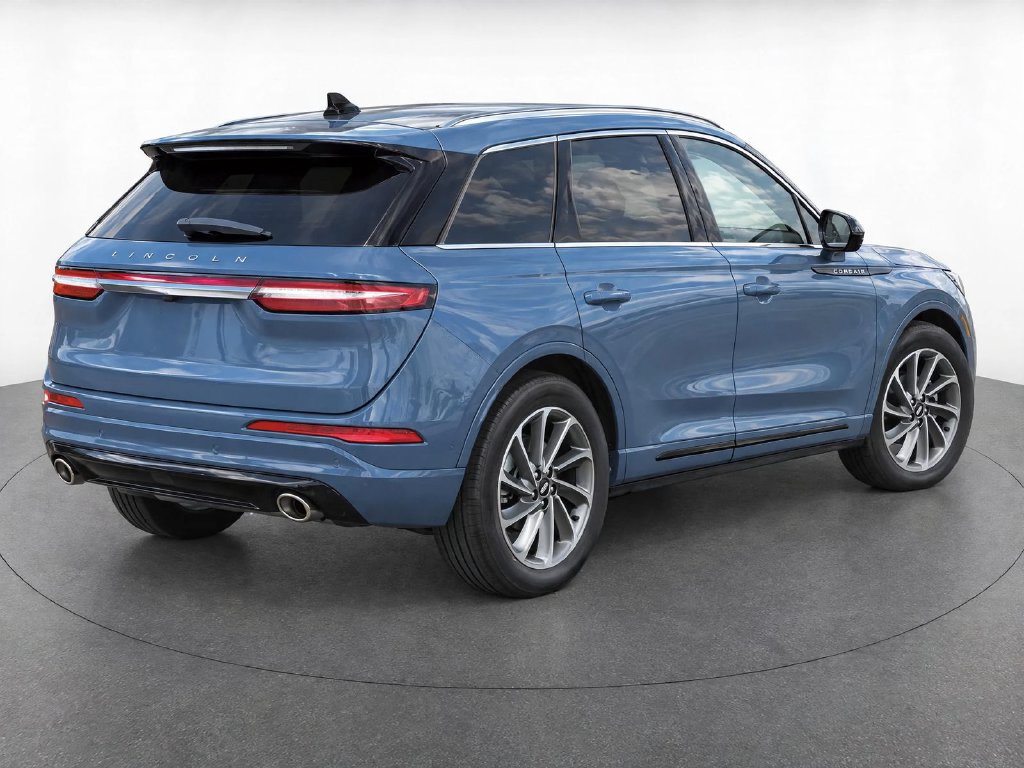 Used 2023 Lincoln Corsair Grand Touring AWD/4WD image 5