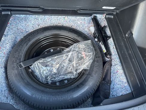 Used 2025 Honda CR-V EX-L image 41