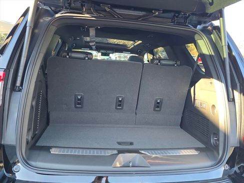 New 2026 GMC Yukon AT4 w/ AT4 Premium Package image 8