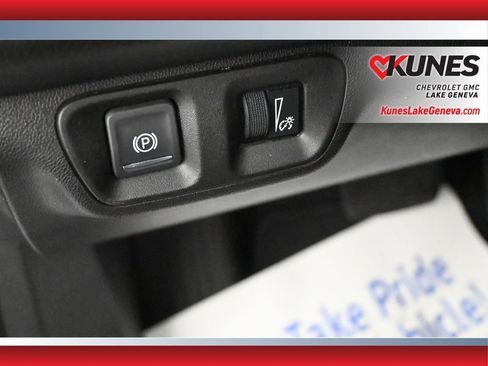 Used 2023 GMC Acadia SLT image 25