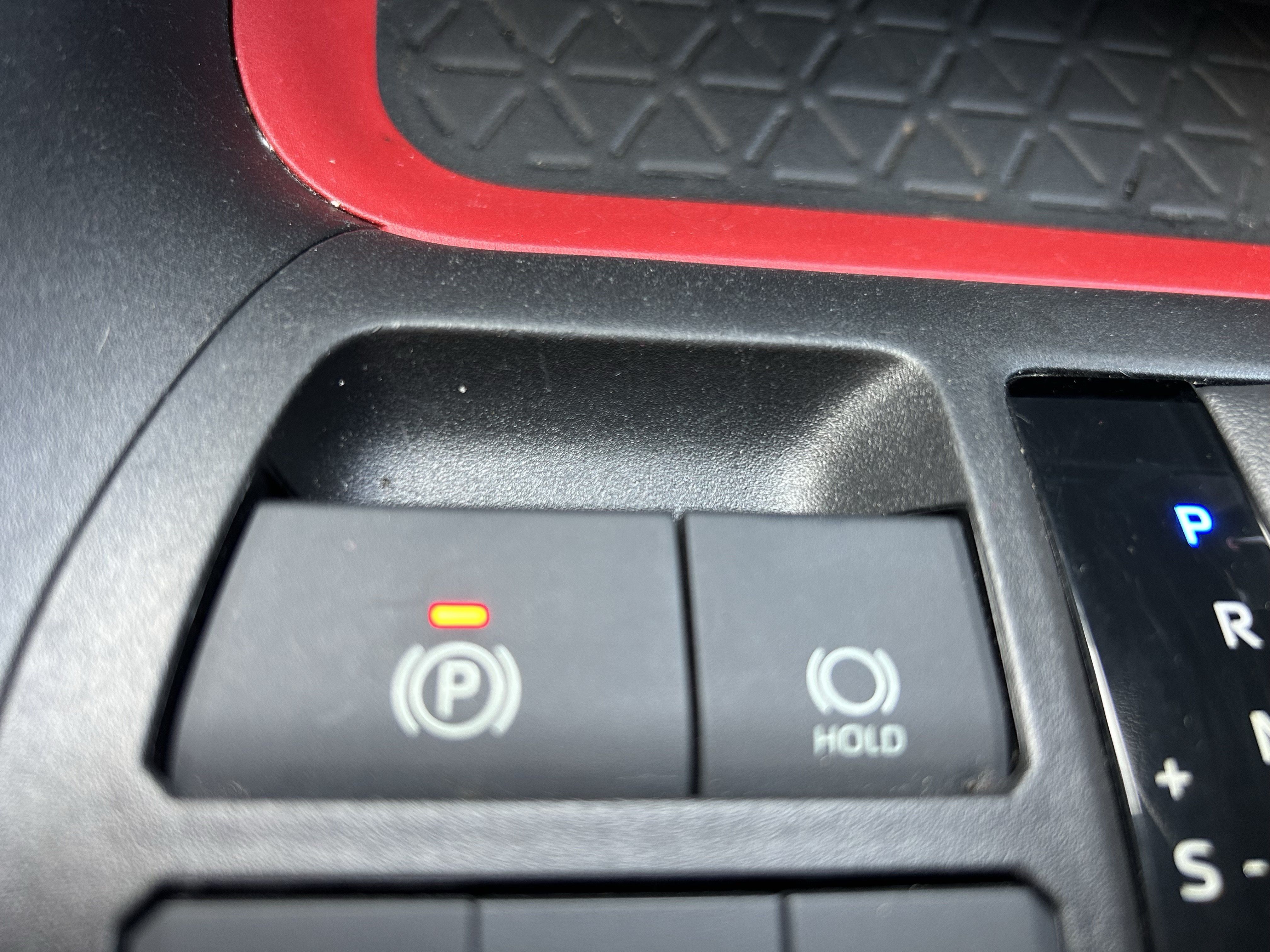 Certified 2020 Toyota RAV4 TRD Off-Road w/ TRD Off-Road Weather Package AWD/4WD image 32